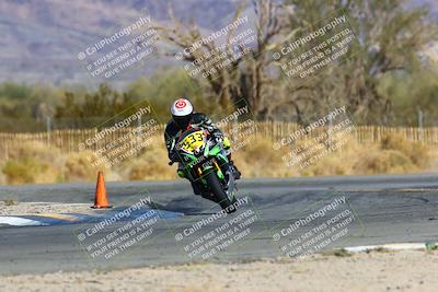 media/Jan-16-2022-CVMA (Sun) [[7f3d92989d]]/Race 3 Amateur Supersport Middleweight/